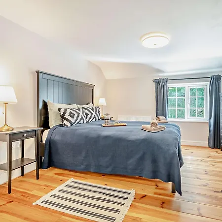 2 Bed In Driffield Oc-93140 *