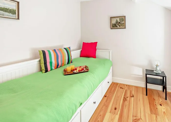 2 Bed In Driffield Oc-93140 Holiday home *