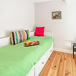 2 Bed In Driffield Oc-93140 Holiday home *