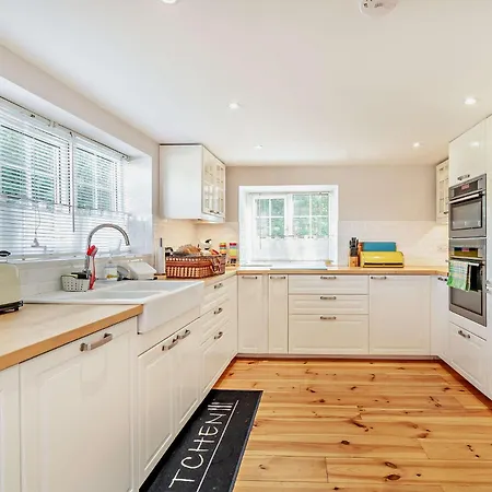 Дом отдыха 2 Bed In Driffield Oc-93140 *