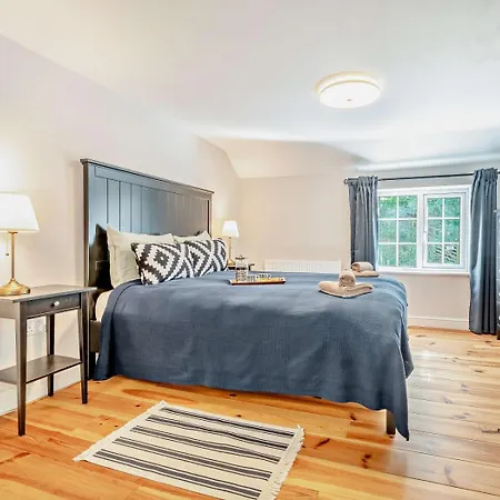 2 Bed In Driffield Oc-93140 * Langton